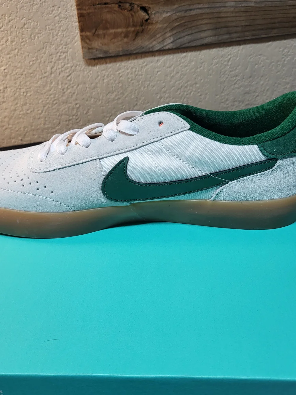 Nike men’s low